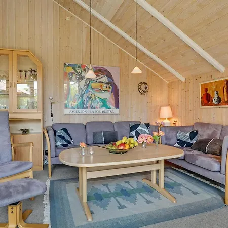 Σπίτι διακοπών 3 Bedroom Beautiful In *